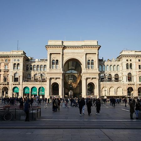 Appartamento Superhouse Piazza Duomo Area Milan Bagian luar foto